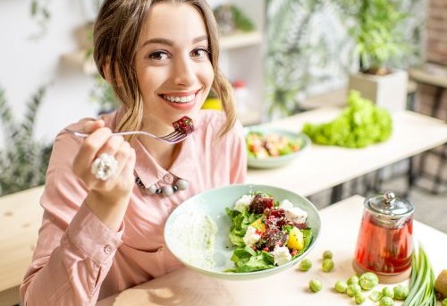 Tippek és receptek: Hogyan csempészhetünk minél több zöldséget az étrendünkbe?